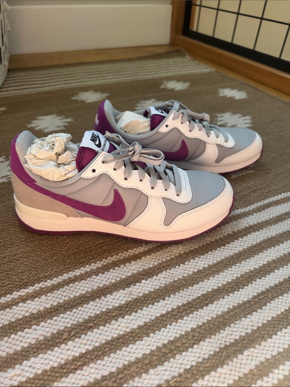 Nike Internationalist By You Sneakers - Women's Size 7 - NEW